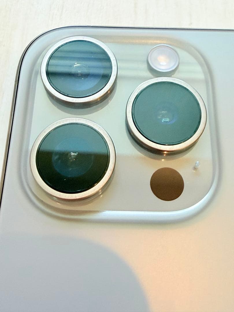 【背面新品】iPhone15 Pro ナチュラルチタニウム 128GB(本体)