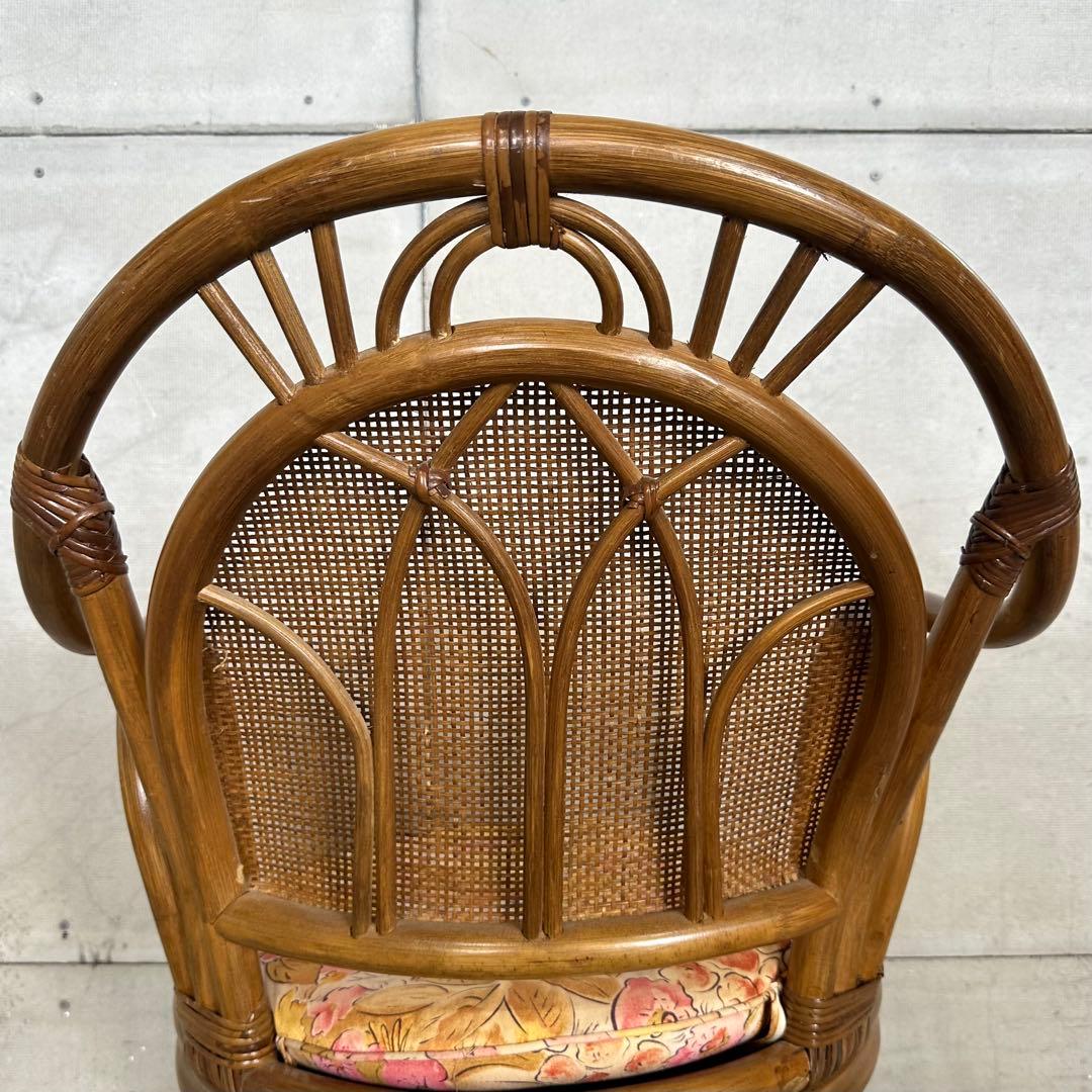 ꧁オールドラタン꧂ 昭和レトロ 回転椅子 アームチェア 花柄クッション