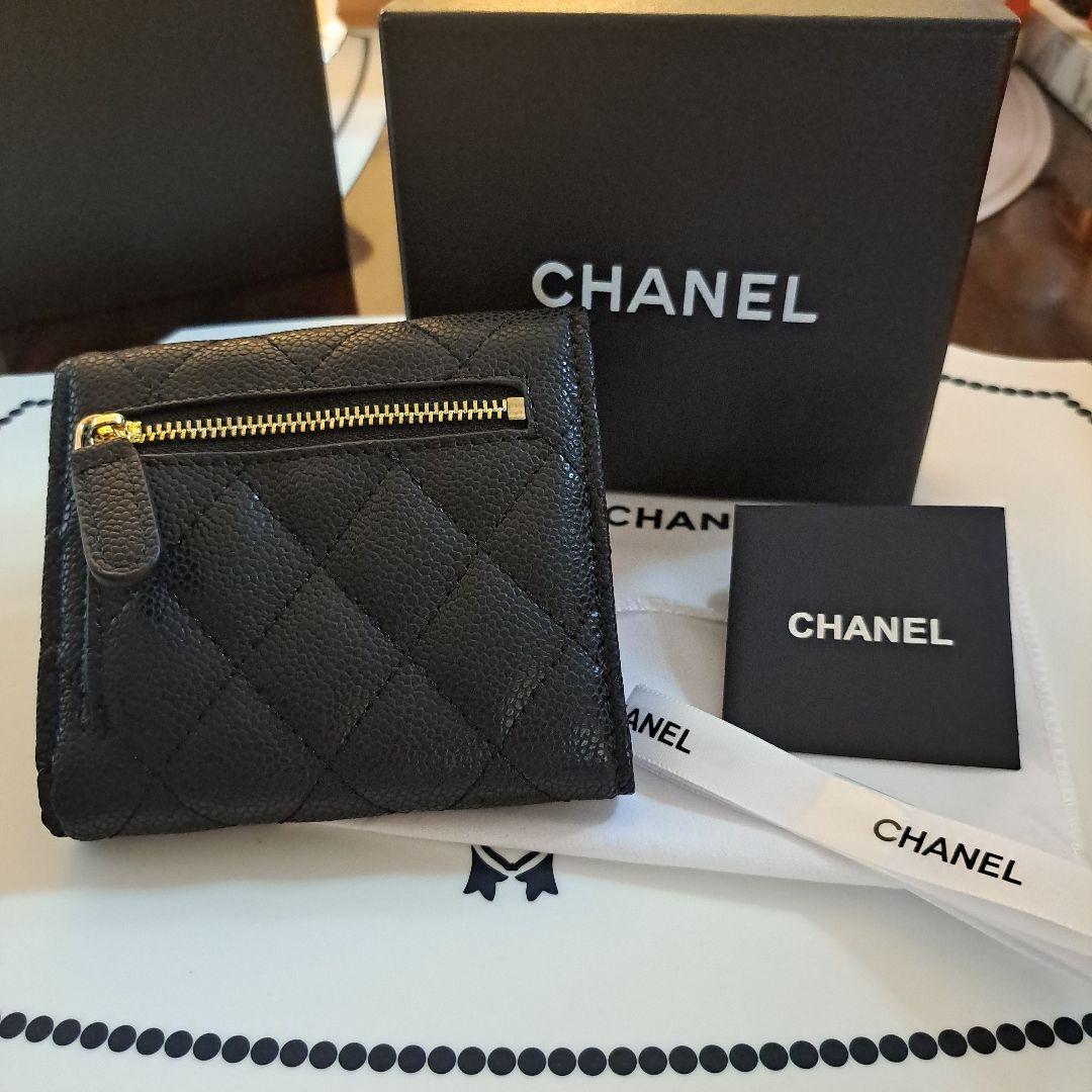 CHANEL ノベルティ キルティング 財布 [訳あり]