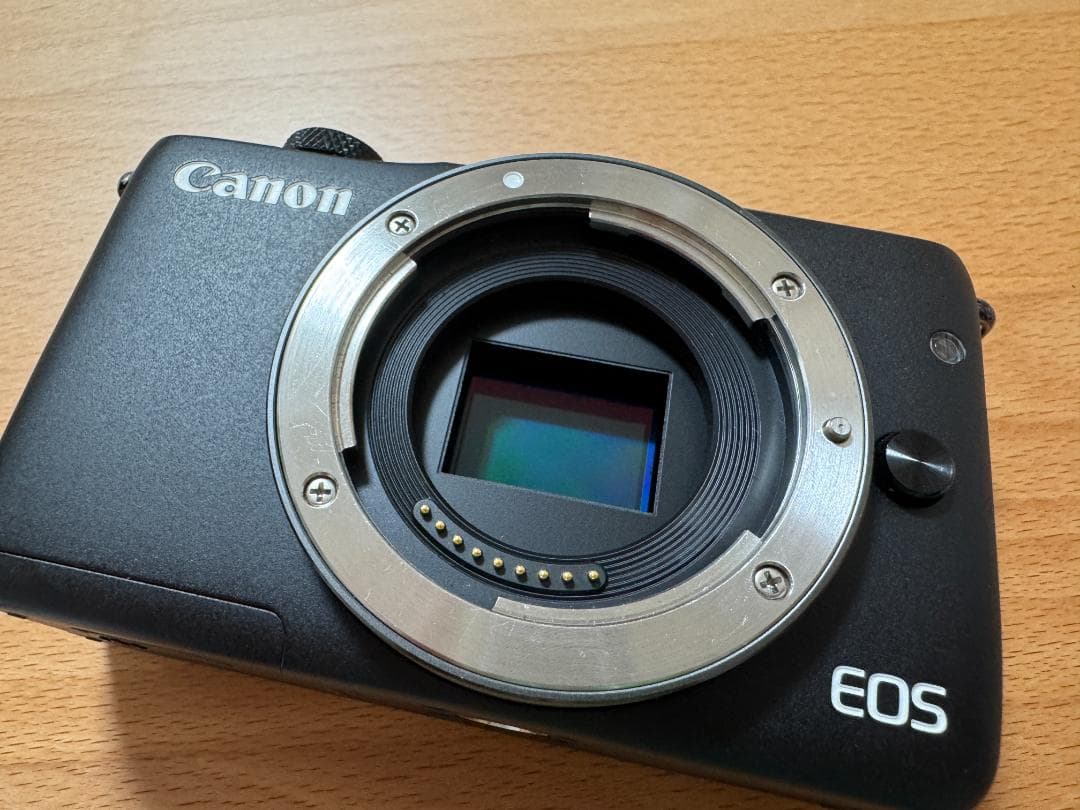 Canon EOS M10 本体＋レンズ３個セット