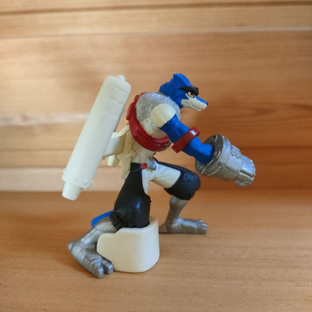 デジモンセイバーズ　デジモン図鑑　フィギュア　4体セット