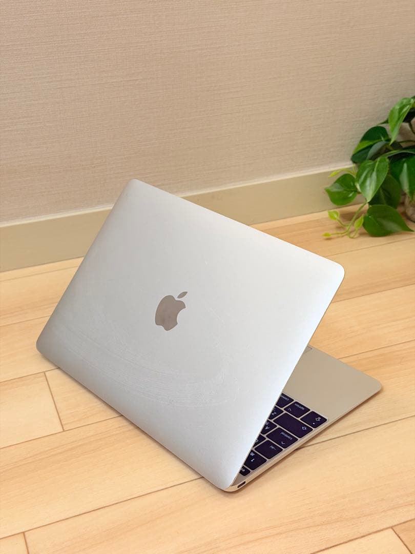 MacBook M3 2017年モデル 8GB/256GB