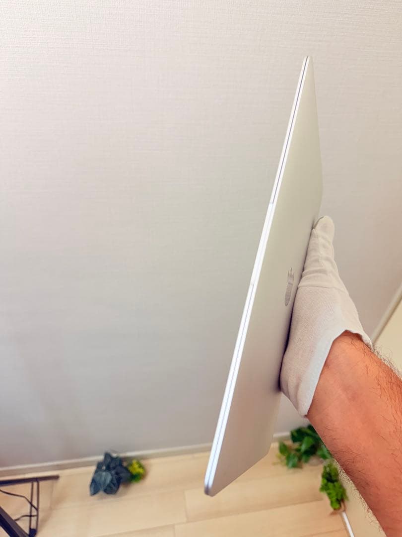 MacBook M3 2017年モデル 8GB/256GB