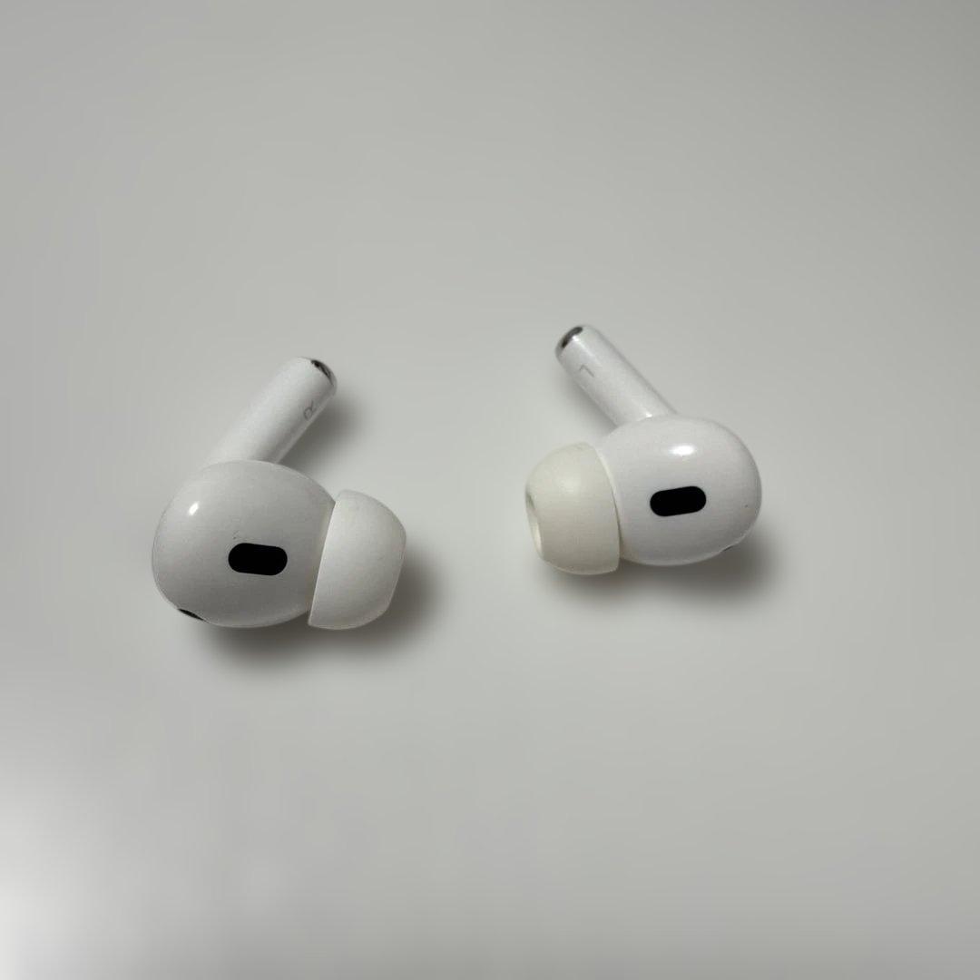 Apple AirPods Pro 第二世代 本体 ケース付