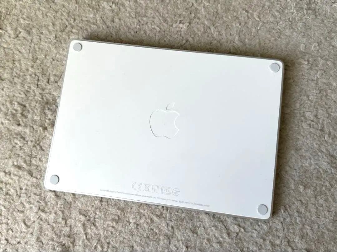 Apple Magic Trackpad (ホワイト)