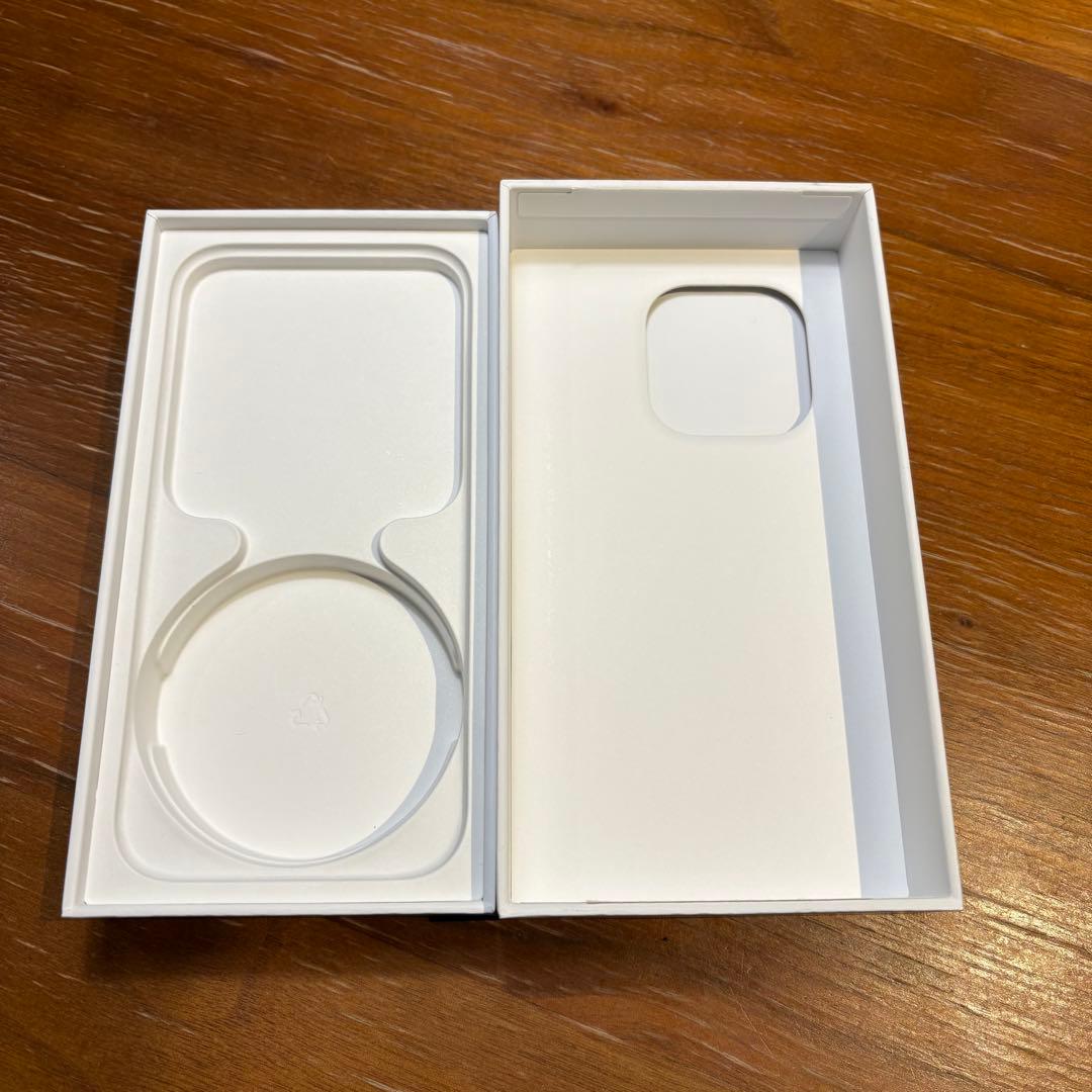 Apple iPhone 15 Pro 128GB ナチュラルチタニウム