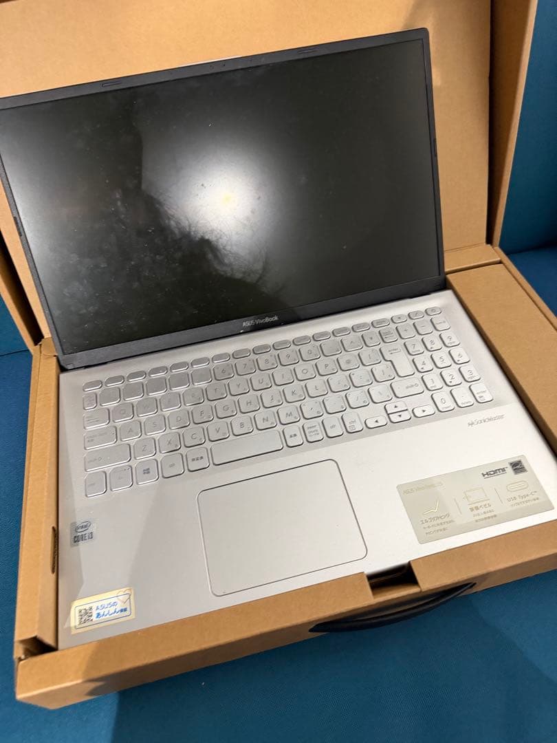 ASUS VivoBook 15 ノートPC 本体