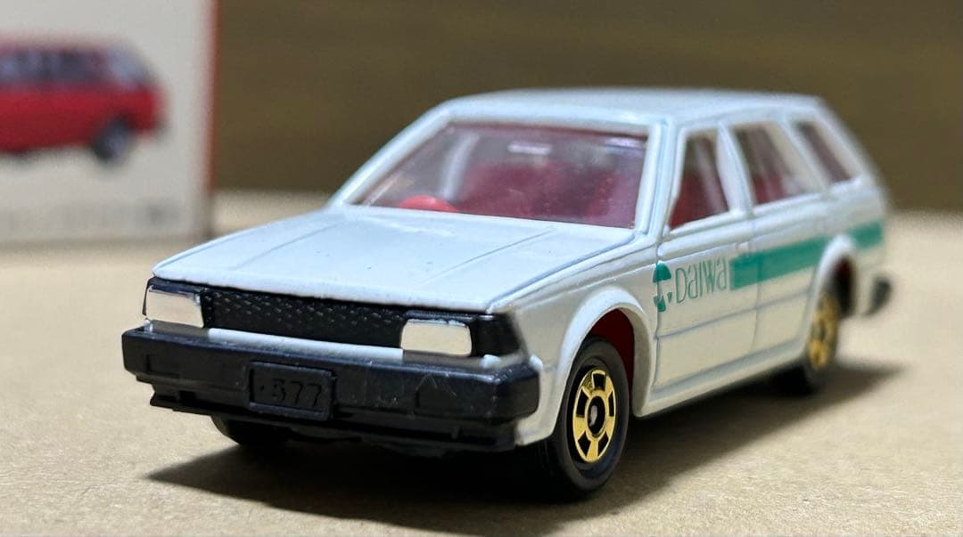 日本製 トミカ ニッサン ブルーバードワゴン 大和特注