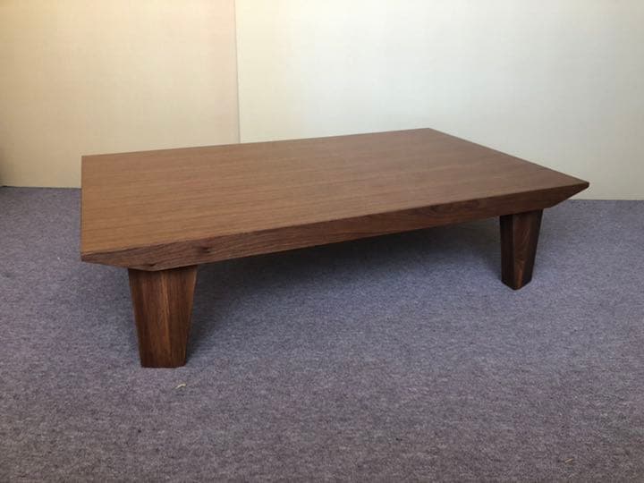 ☆ サンプル品 135cm ウォールナット材 お洒落な形の折脚テーブル☆