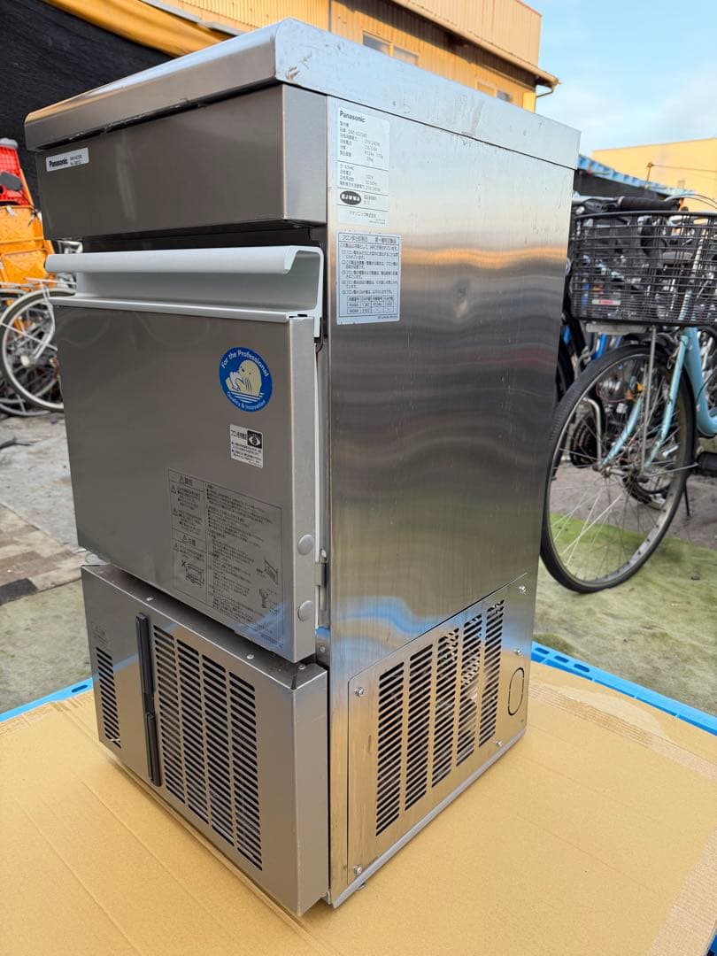 パナソニック 製氷機 キューブアイスSIM-AS2500 厨房機器 2022年製