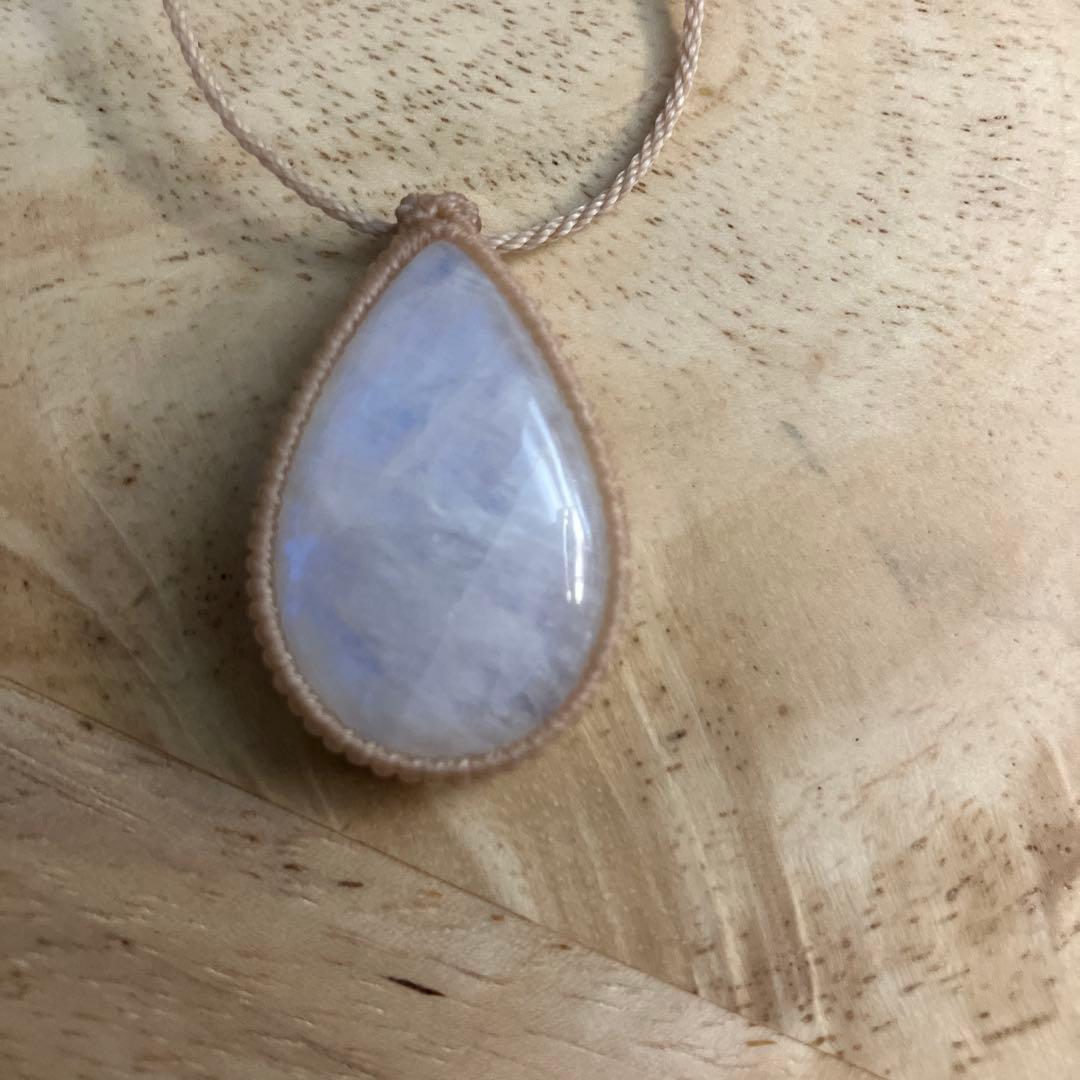 高品質 希少 大粒 天然ブルームーンストーン マクラメネックレス