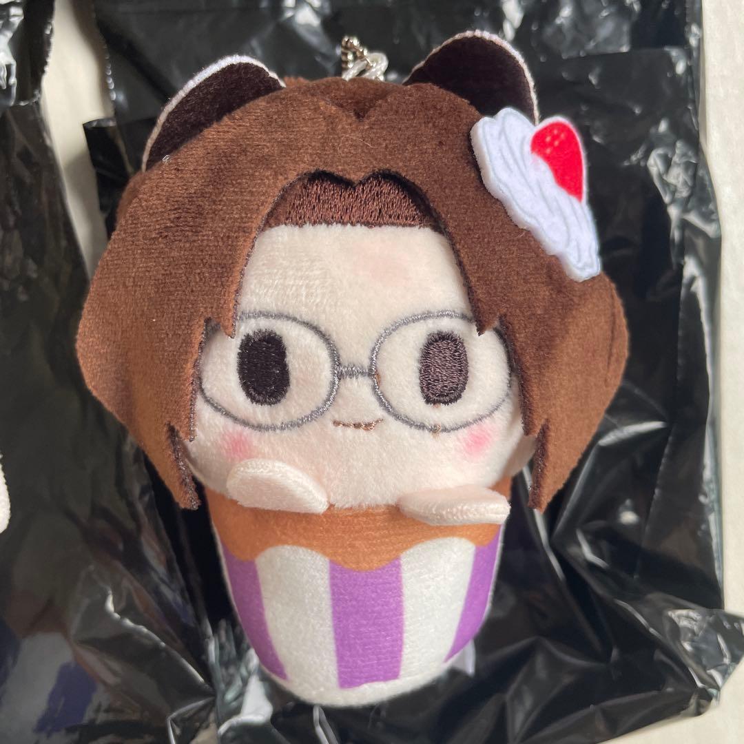 【未使用】進撃の巨人 たぴぬいカップケーキ 全7種 リヴァイ エレン ハンジ 他