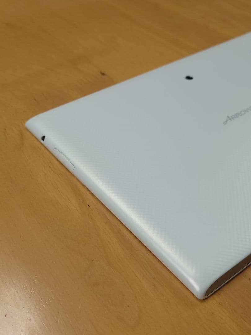 美品！ F-03G ARROWS Tab docomo Androidタブレット