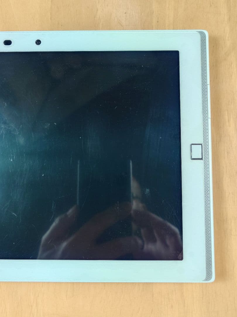 美品！ F-03G ARROWS Tab docomo Androidタブレット