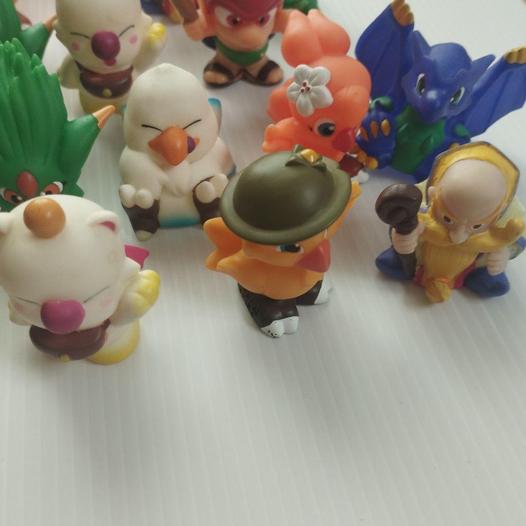 1997年　チョコボ フィギュア 人形 スクウェア BANDAI　マスコット