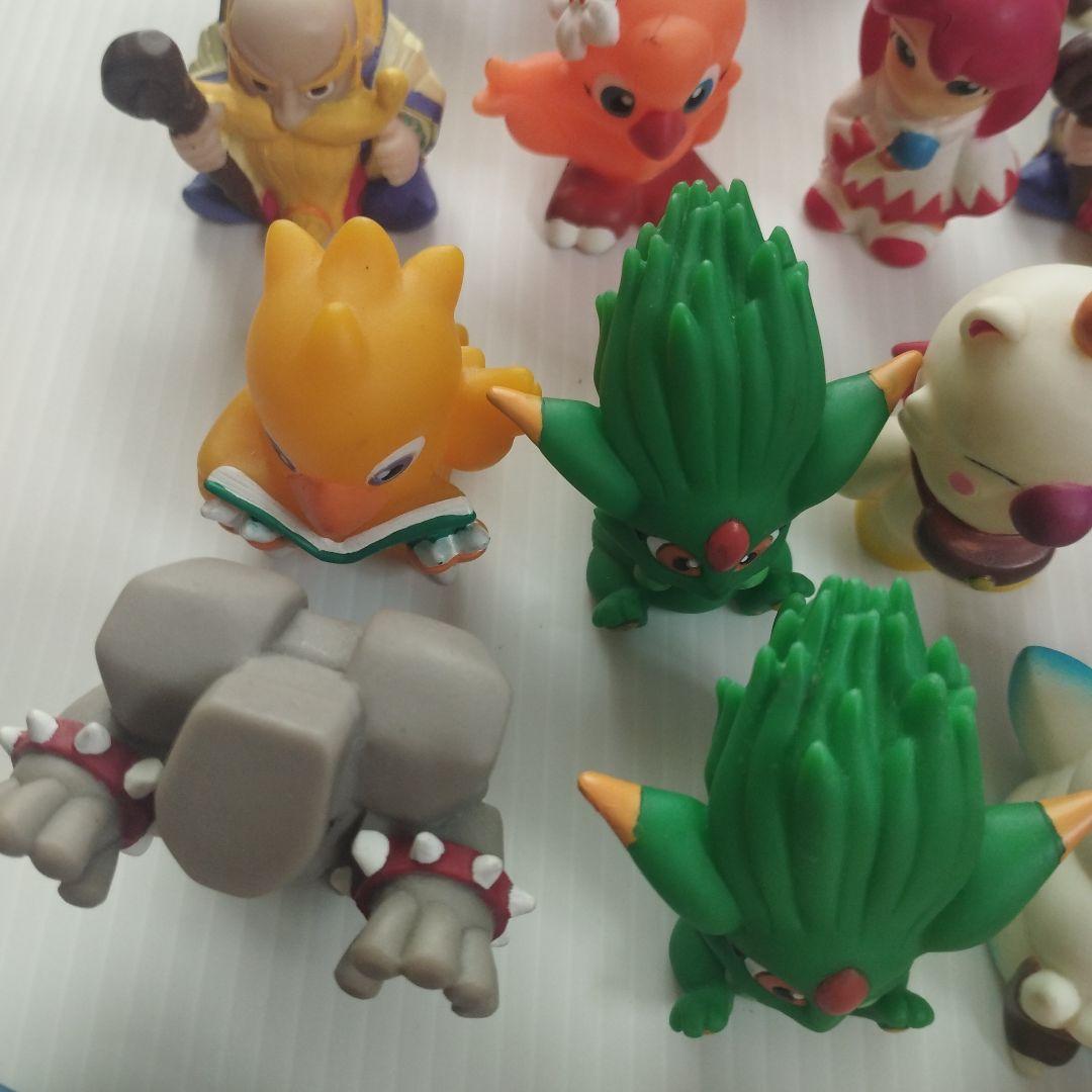 1997年　チョコボ フィギュア 人形 スクウェア BANDAI　マスコット