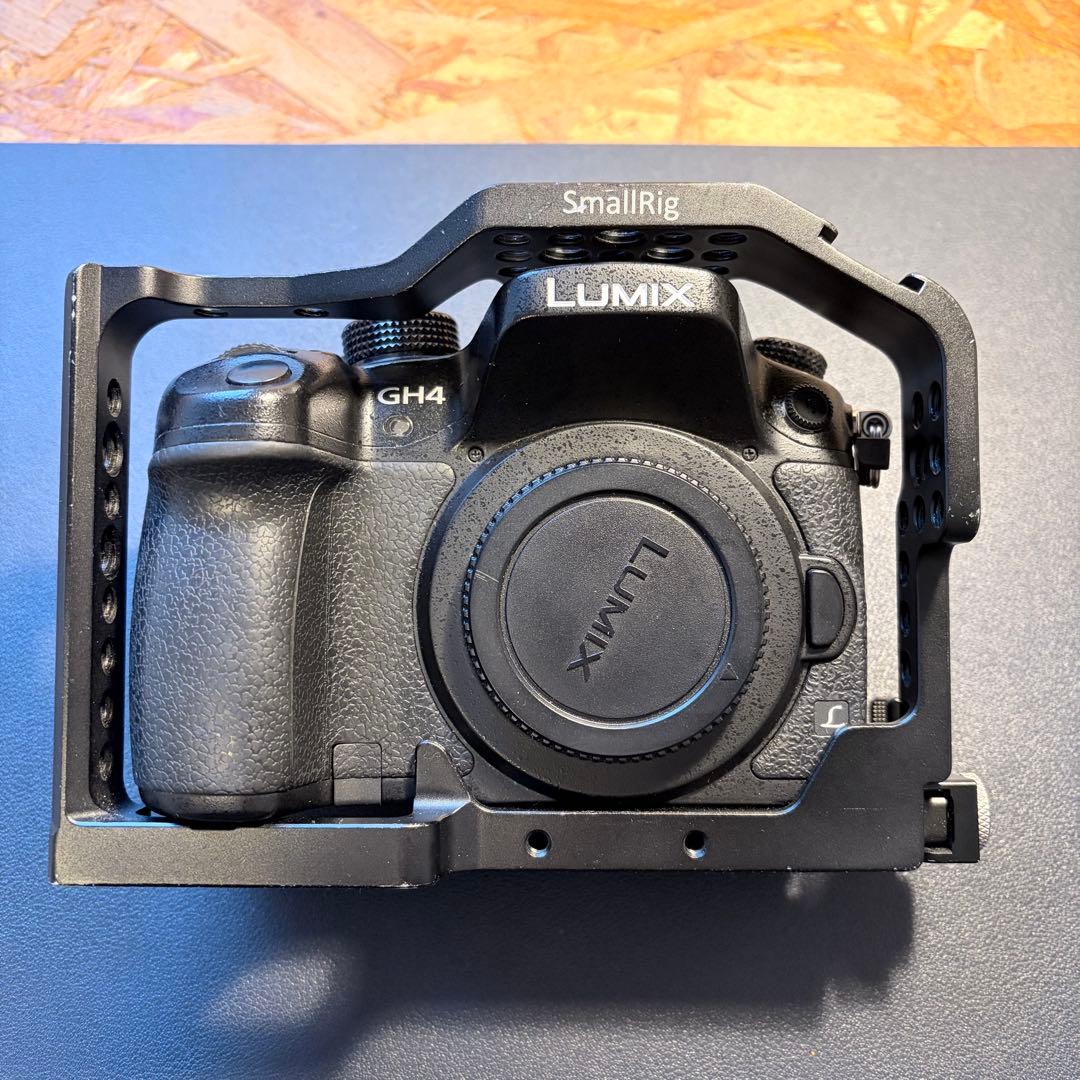 Panasonic LUMIX GH4本体 SmallRigケージ付 おまけ多数