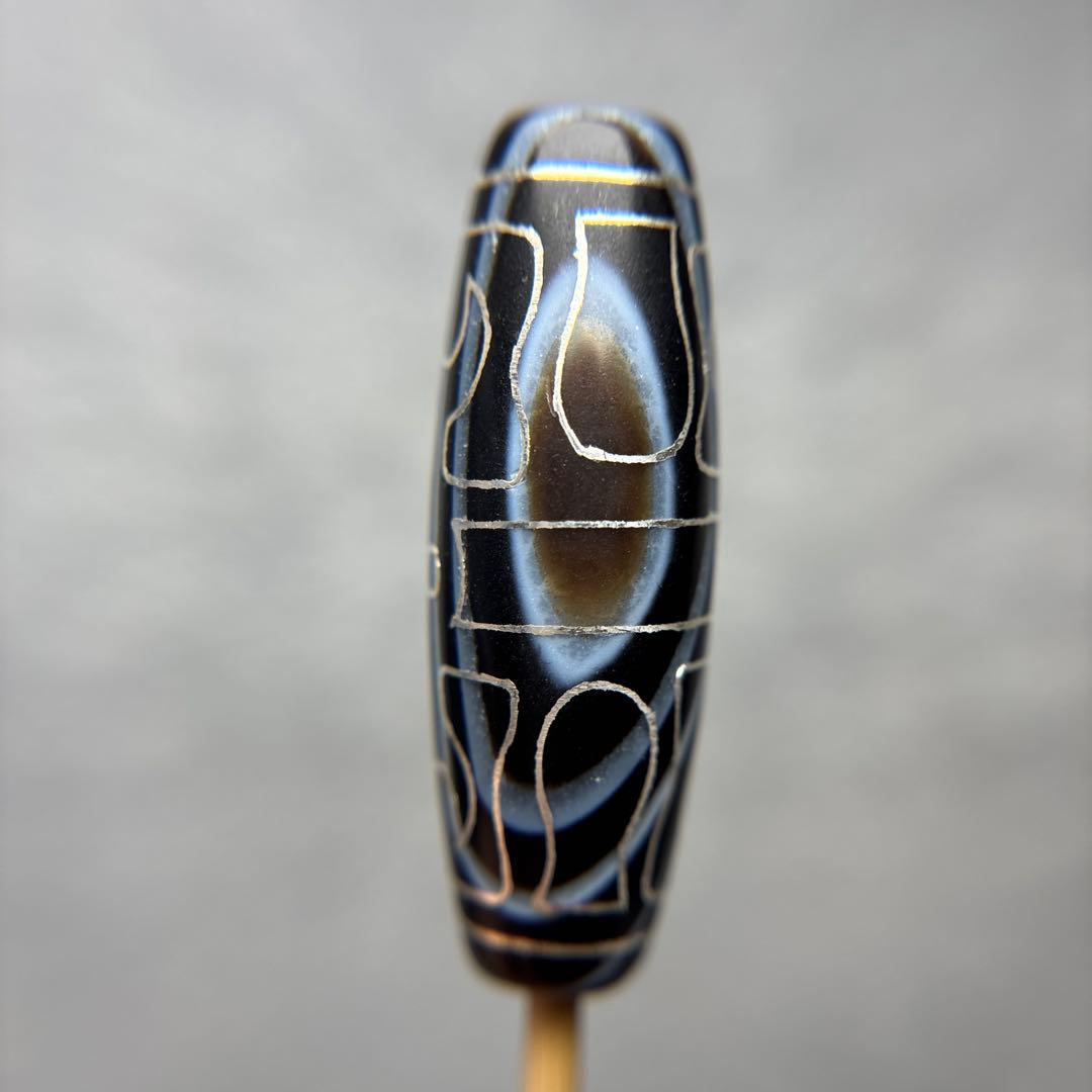 もんちゃん瑪瑙　銀線バジュラ天珠　3-10