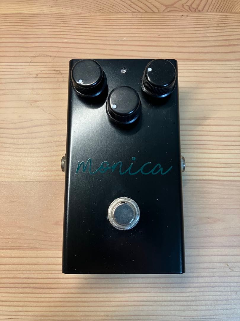 virtues monica オーバードライブ　ギター　エフェクター