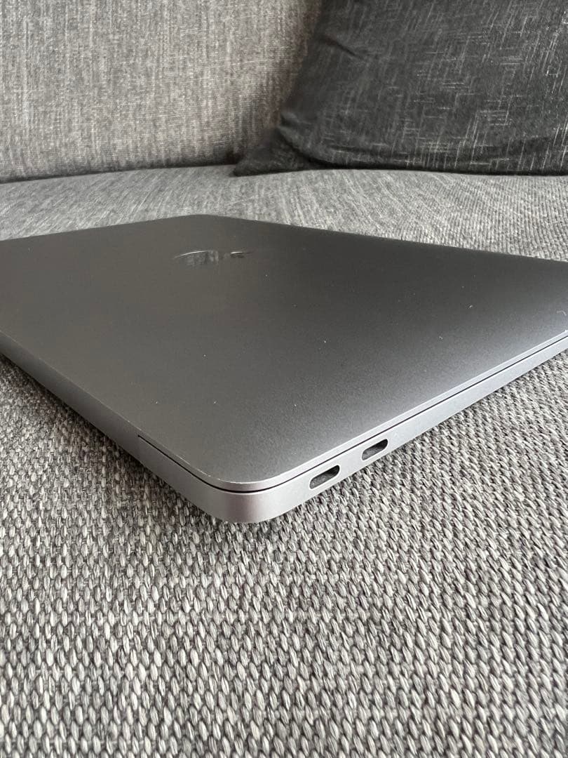 M1 MacBook Air / メモリ16GB / SSD 256GB