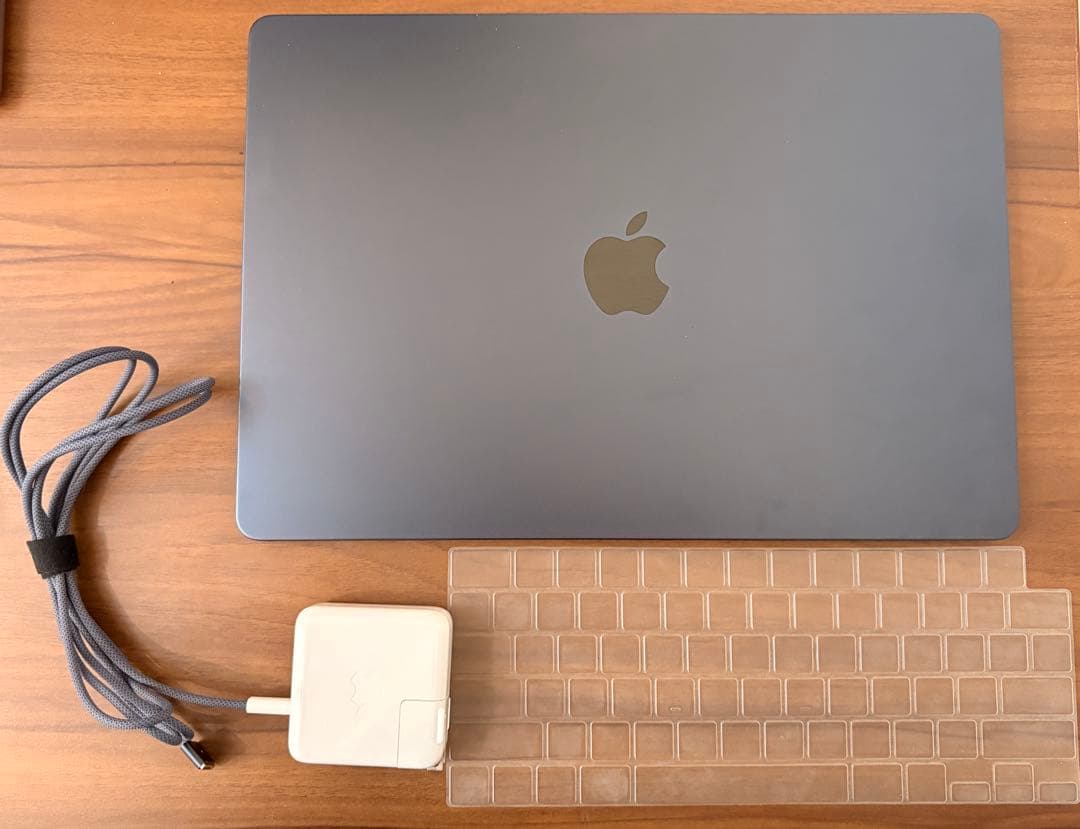 15インチMacBook Air M3 8GB 256GBスペースグレー 本体