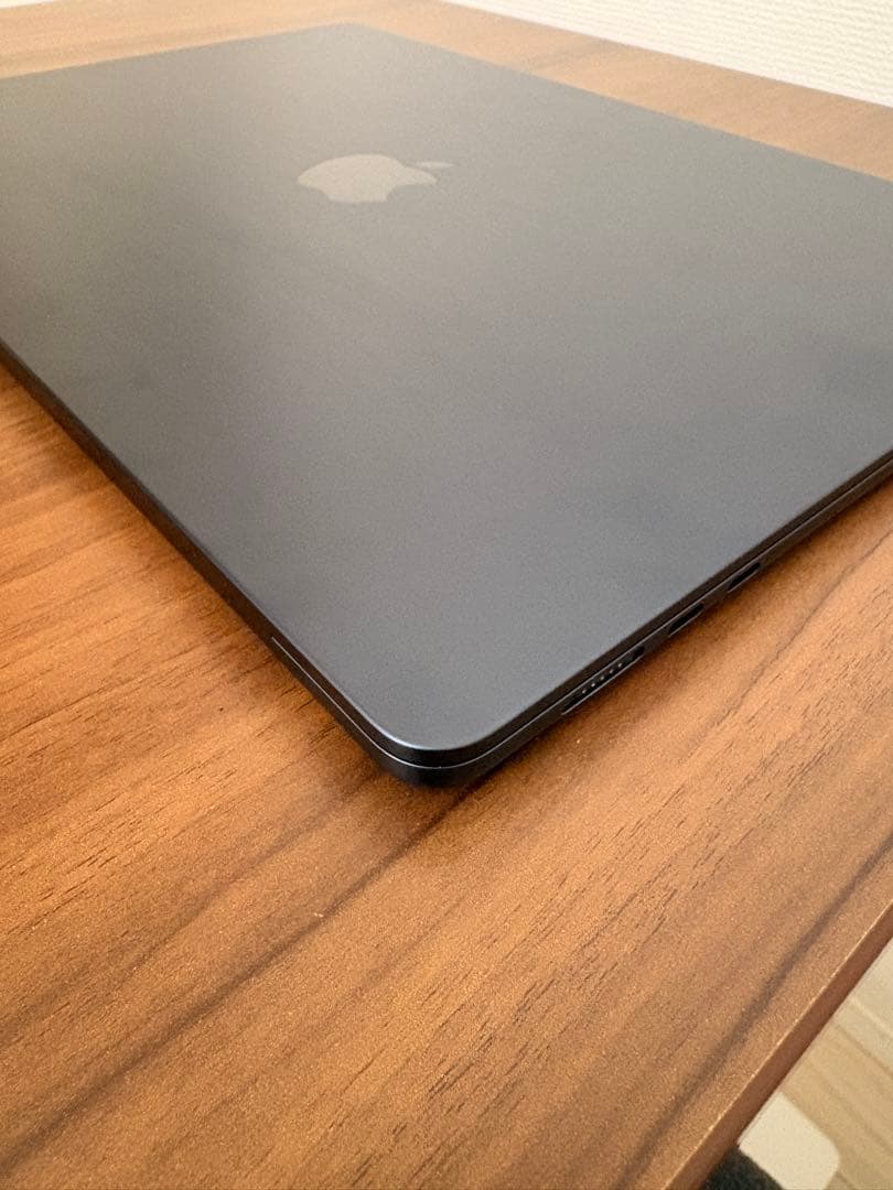 15インチMacBook Air M3 8GB 256GBスペースグレー 本体