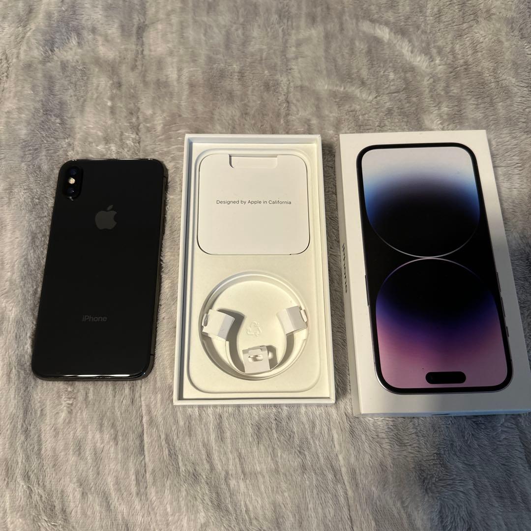 iPhone X 64GB スペースグレー