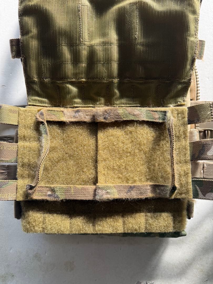 実物 Crye Precision JPC2.0 Sサイズ