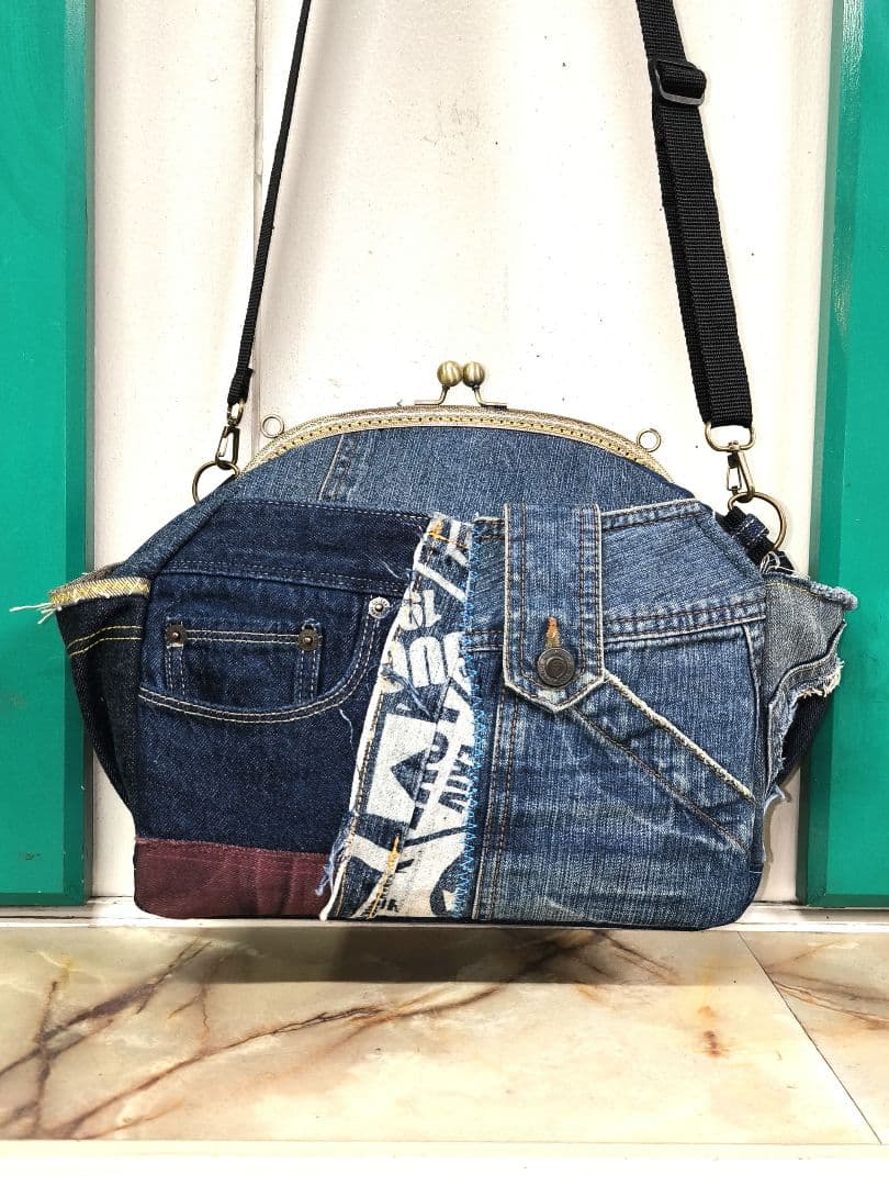 デニムリメイク　がま口バッグ　男女兼用