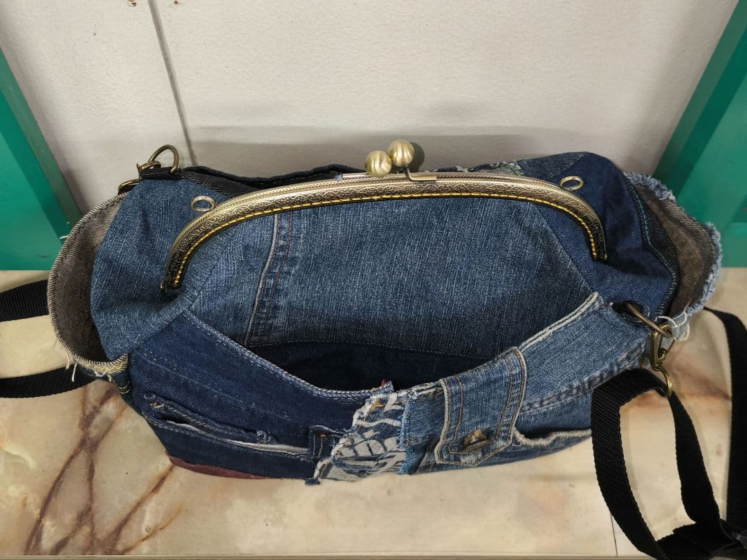 デニムリメイク　がま口バッグ　男女兼用
