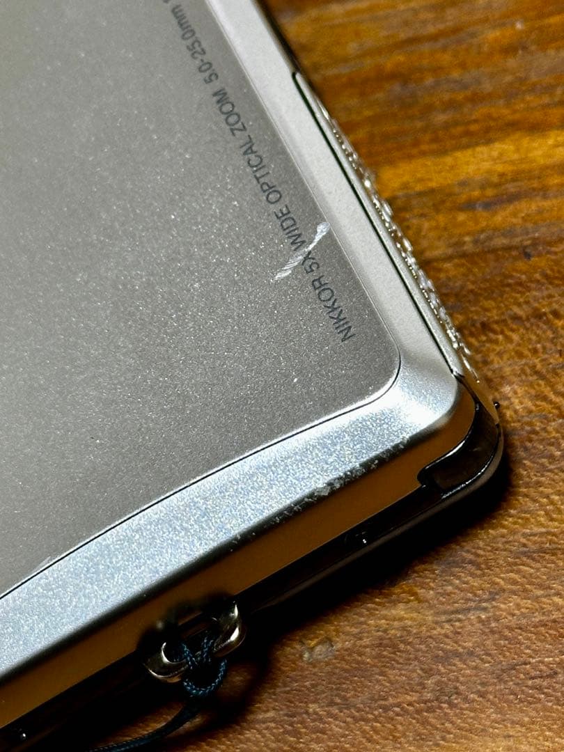 【動作確認済】ニコンCOOLPIX S1100pj プロジェクター搭載カメラ