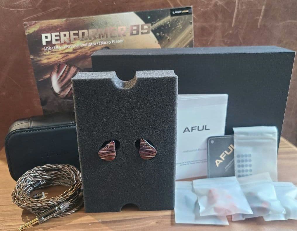 イヤホン AFUL PERFORMER 8S