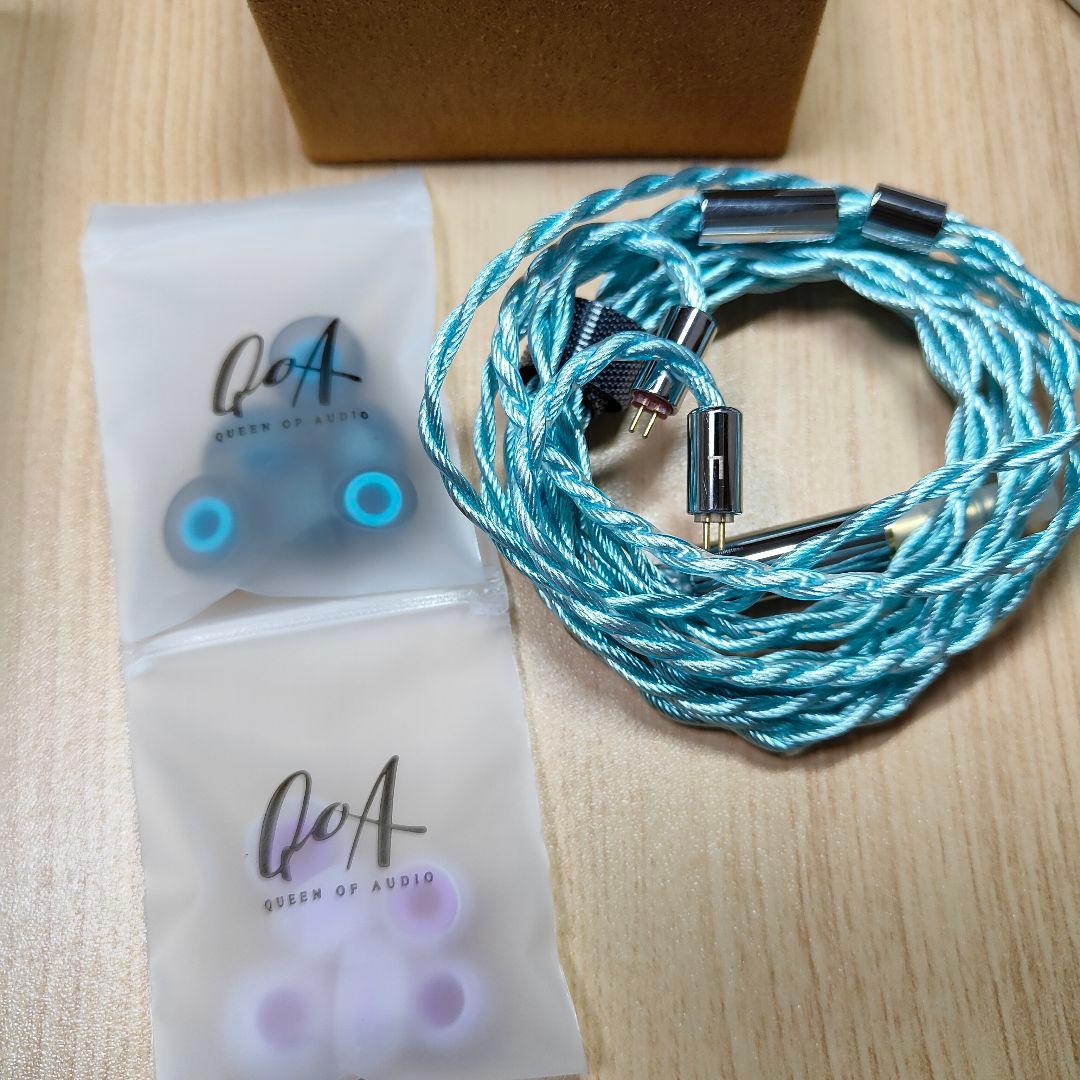 箱損傷あり QoA CloudScape ダークブルー 4.4mm おまけイヤピ