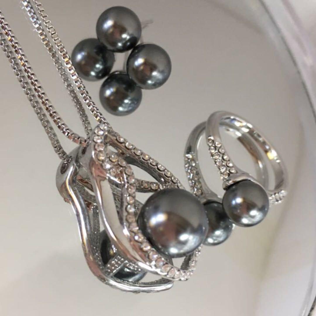 シルバーパール　スワロフスキー ❤️2点セット+18金厚K18刻印入チェーン