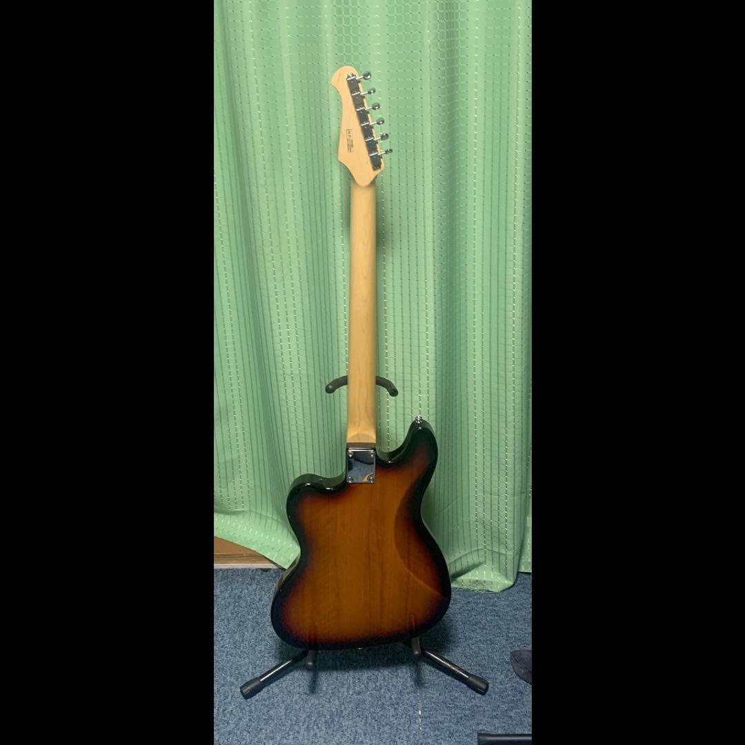 ギター Harley Benton guitarbass vs