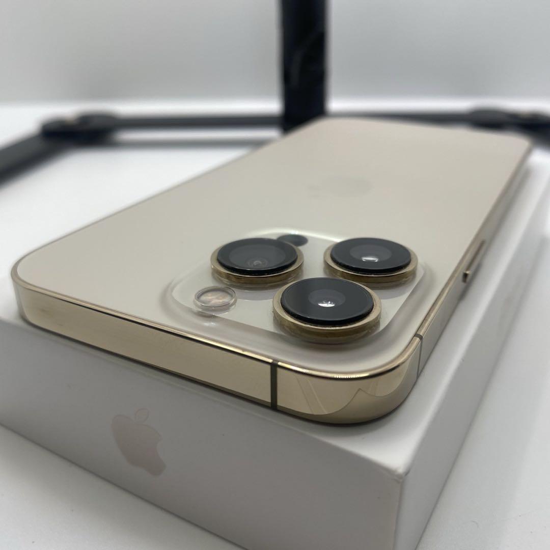 【格安美品】iPhone 13PRO 128GB simフリー本体 R2