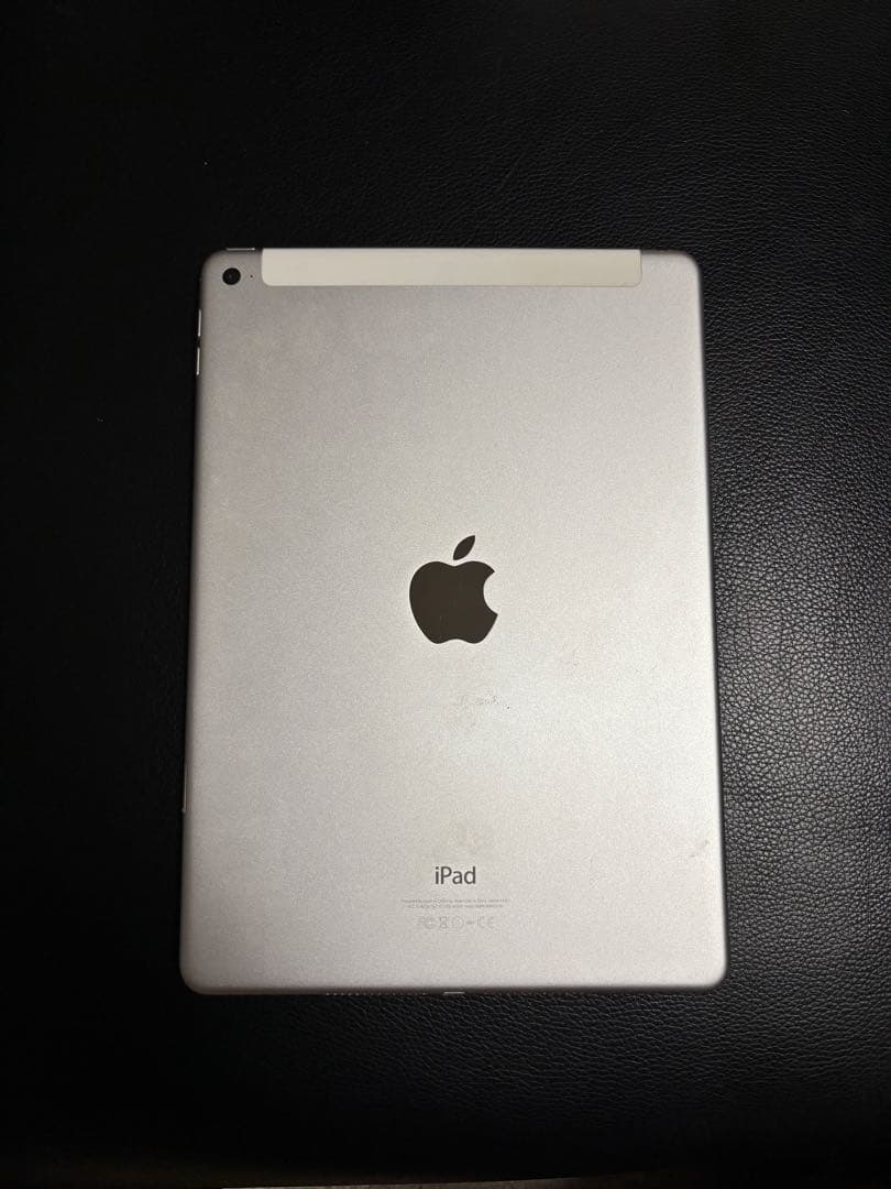 iPad本体 iPad Air 2 64GB Wi-Fi+Cellular(docomo)