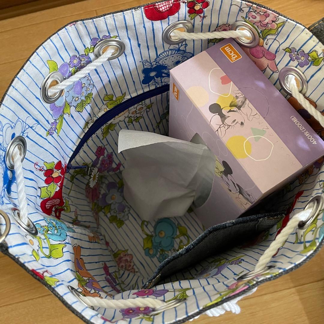 ロラライハリス　丸底巾着バッグ　ショルダーバッグ　ハンドメイド　デニムリメイク