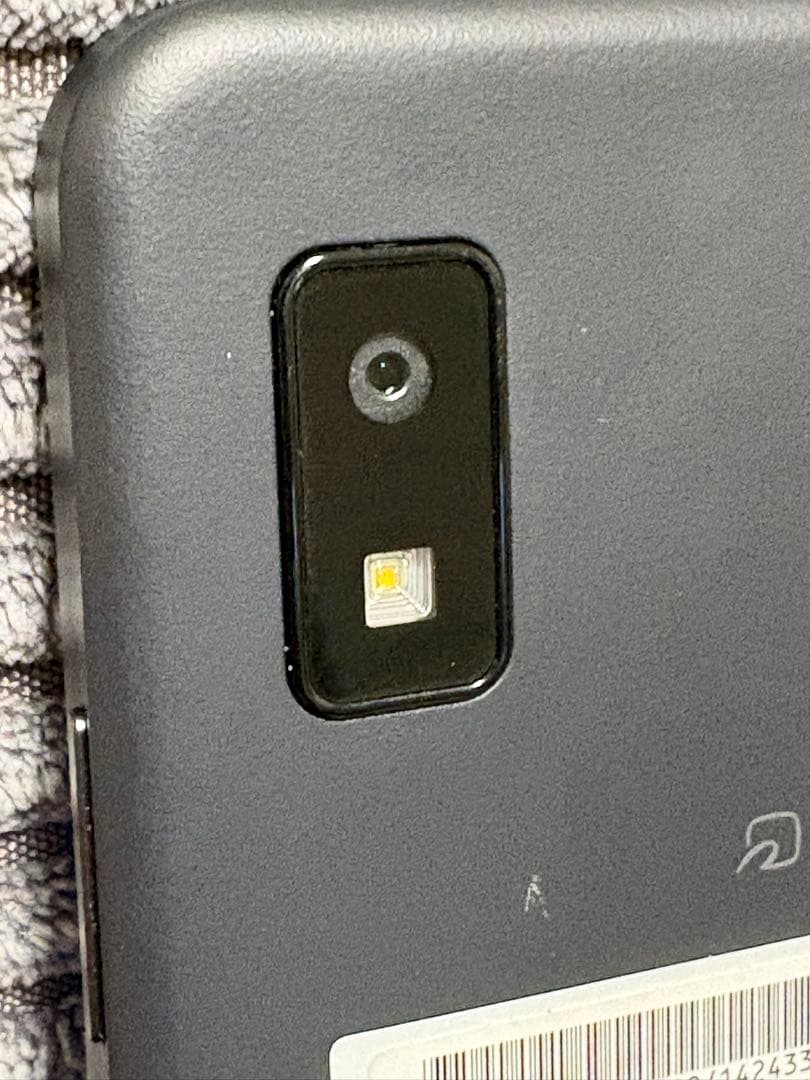 中古 AQUOS wish2 チャコール