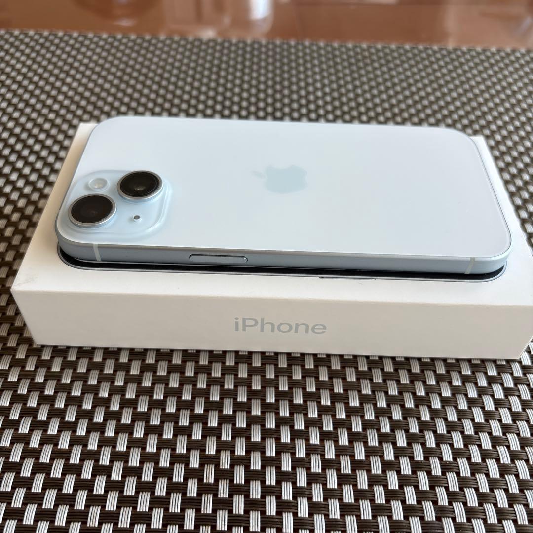 iPhone15 256GB ブルー 箱付き