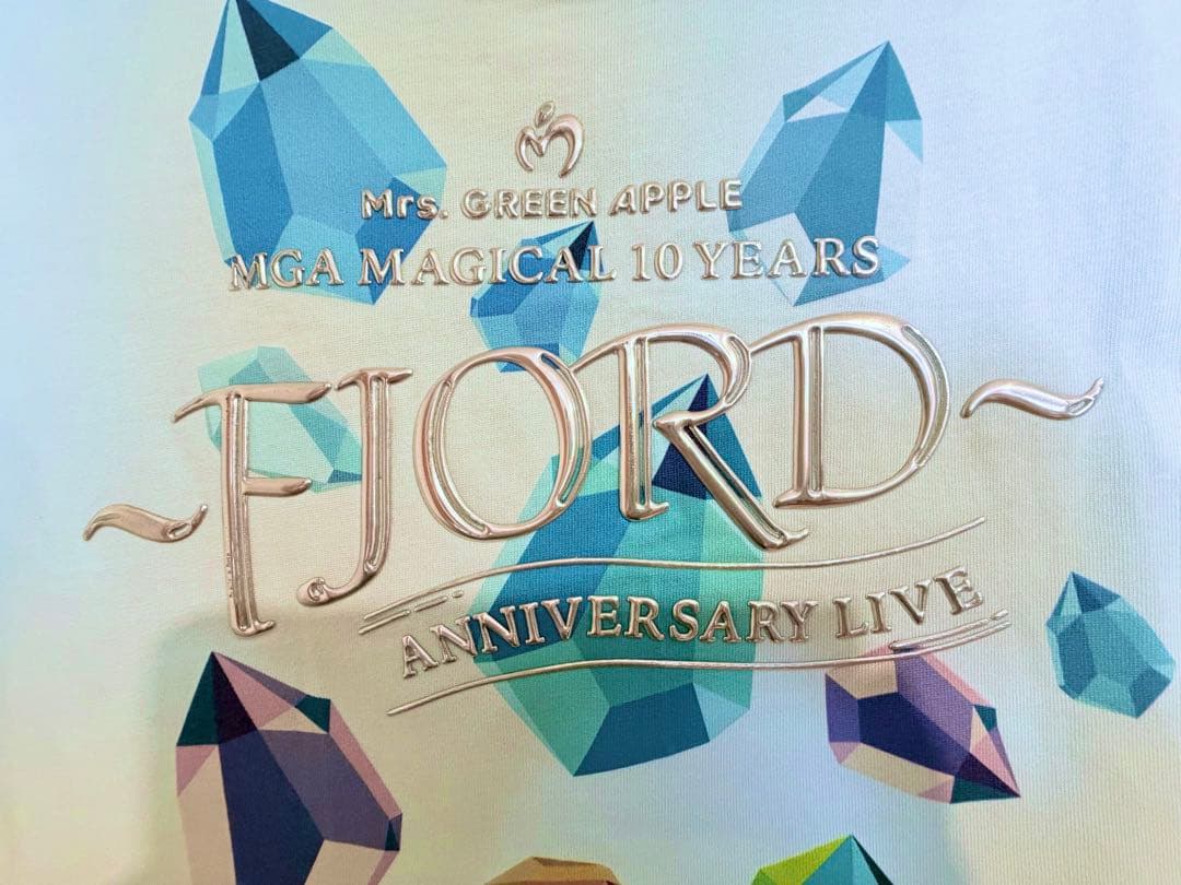 Mrs.GREEN APPLE FJORD クリスタル Tシャツ　ミセス