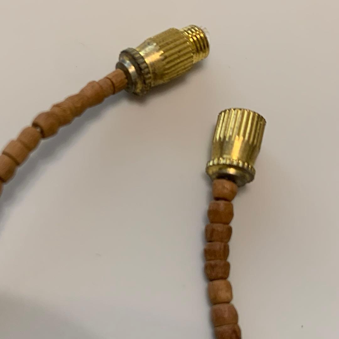 【希少】インド香木　木彫り　ライオンとゾウ　吉祥　象　白檀ネックレス