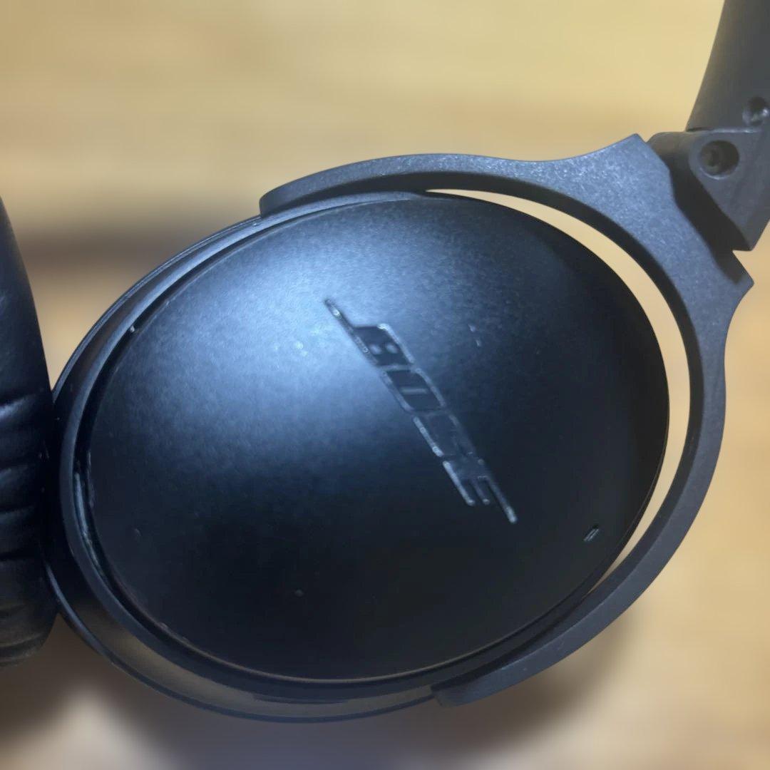 BOSE ワイヤレスヘッドホン　 Quiet Comfort35