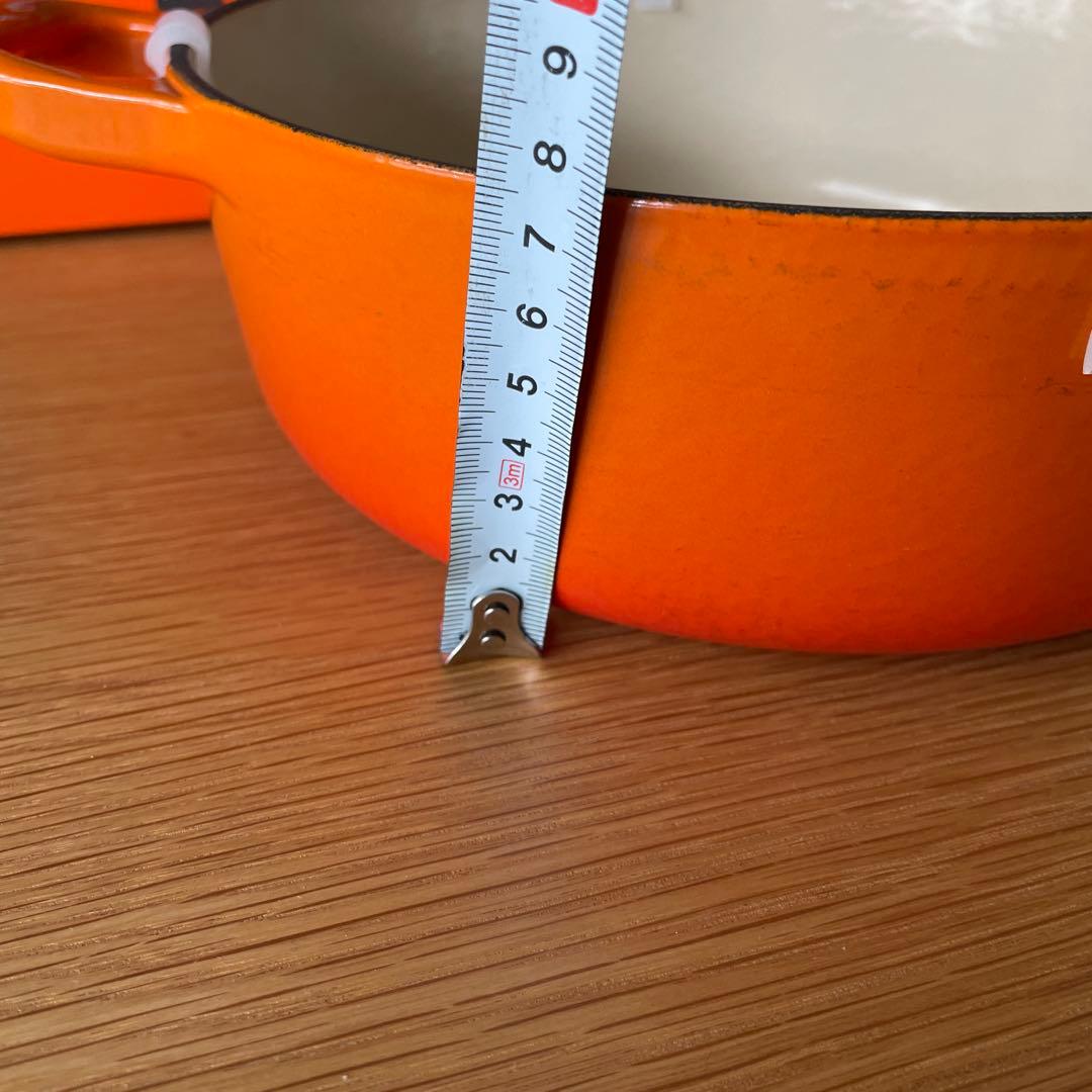 LE CREUSET ルクルーゼ　両手鍋　オレンジ　22cm