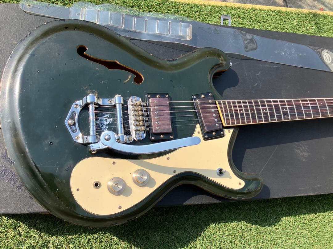 モズライトコンボタイプ完動品ビンテージ・ハードケース付きます。