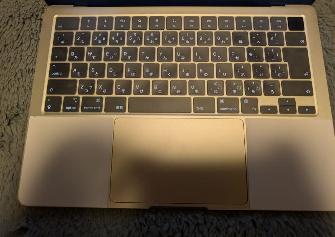 MacBook Air 13インチ（スターライト）　ドッキングハブ付き