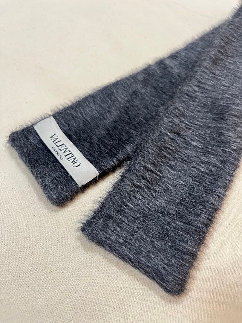 Valentino ファースカーフ