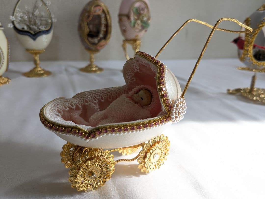エッグアート 卵の殻 ハンドメイド 置物 小物入れ