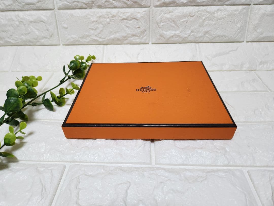 未使用エルメスHERMES【アフリカ】スクエアプレート【専用箱入・美品】