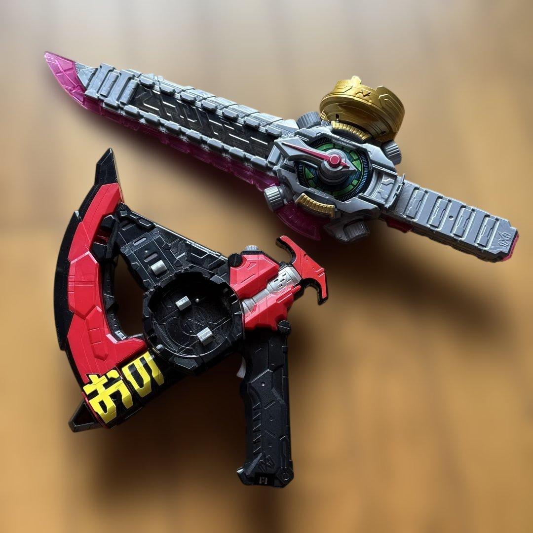 BANDAI 仮面ライダージオウ　DXジクウドライバー　DXライドウォッチ　武器